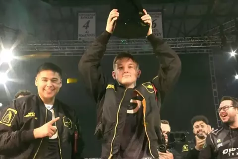 أسطورة تتكرر OpTic Texas يحقق المجد في بطولة Call of Duty League 2025